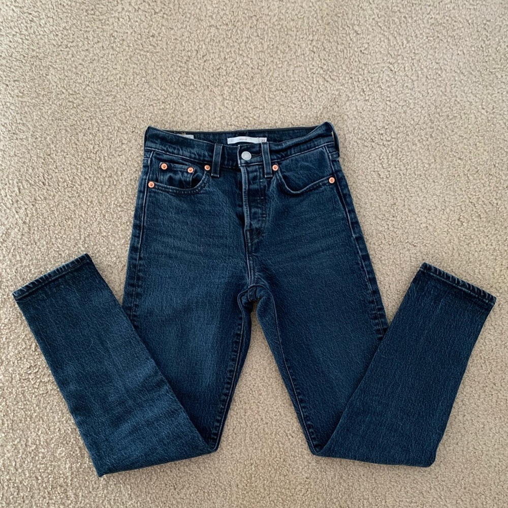 Levi’s Wedgie Jean
